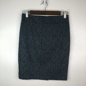Loft Floral Pencil Skirt size 0 Petite